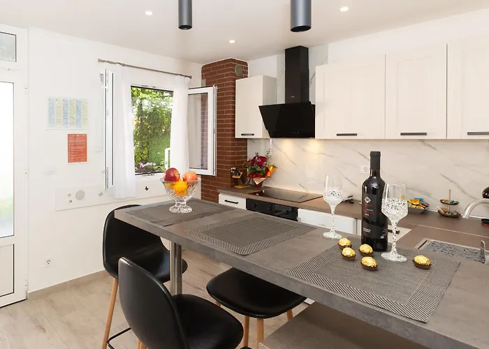 Manilu Appartement *