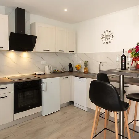 Manilu Appartement *