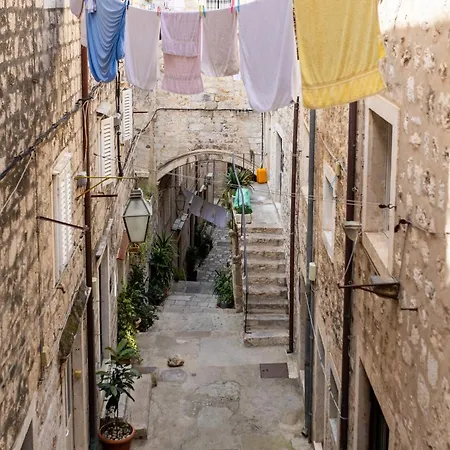 Manilu * Dubrovnik