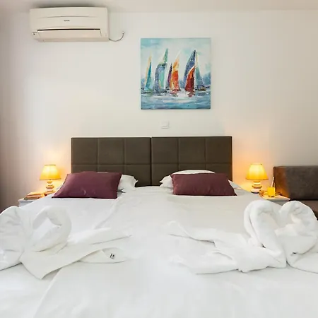 Apartment Manilu *
